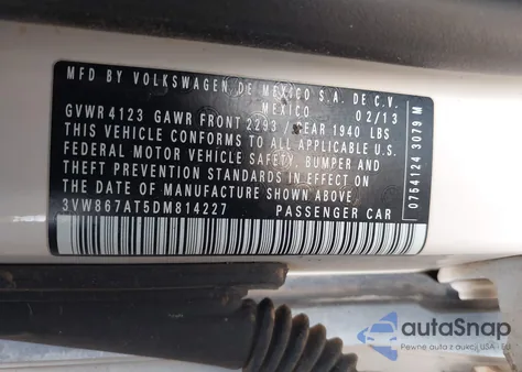 2013 Volkswagen Beetle 2.0T z USA, uszkodzony, nr VIN 3VW867AT5DM814227